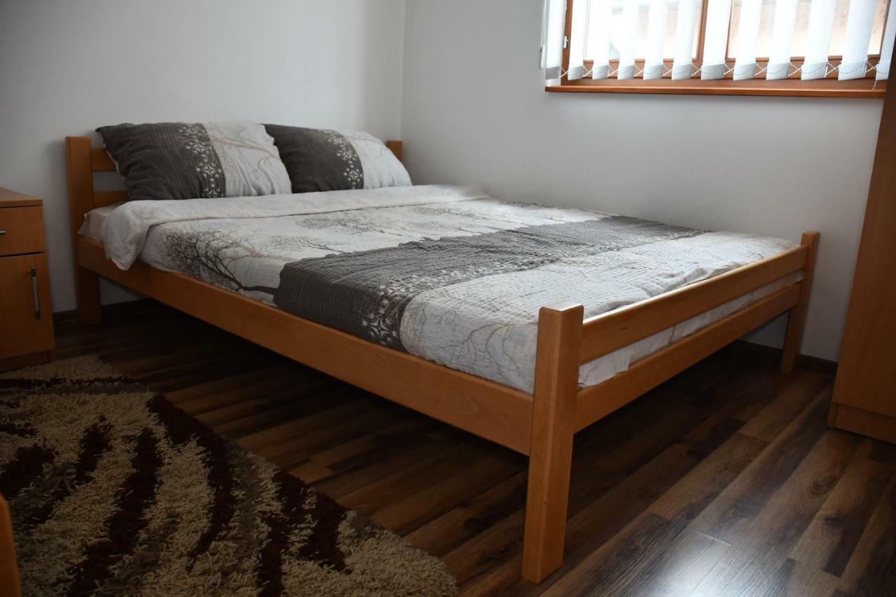 Apartment And Rooms Konak Višegrad Extérieur photo